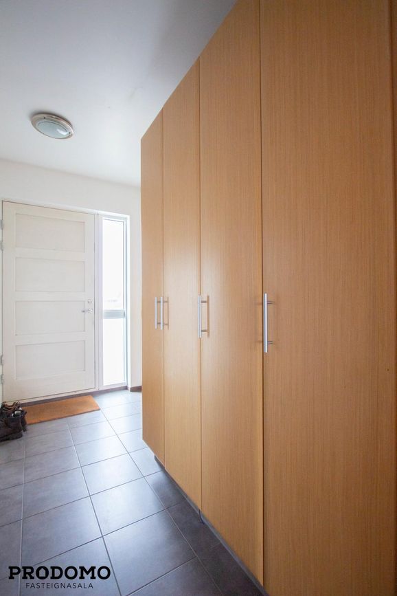 Engjadalur 4, 260 Reykjanesbær