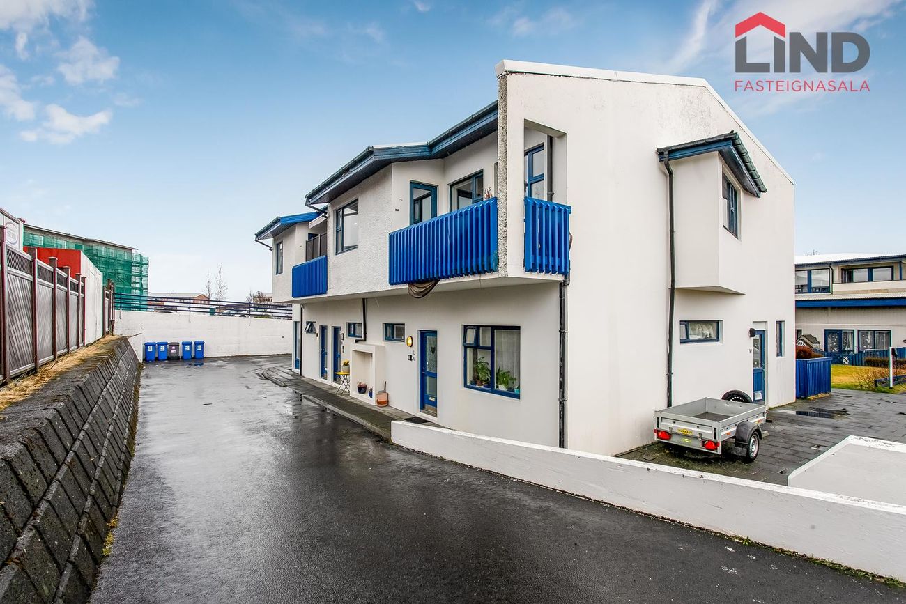 Smárabarð 2, 220 Hafnarfjörður