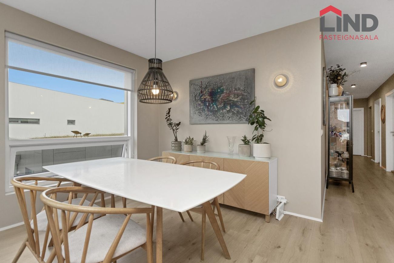 Hafnarbraut 12F, 200 Kópavogur