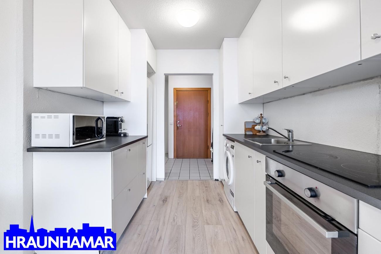 Hvammabraut 12, 220 Hafnarfjörður