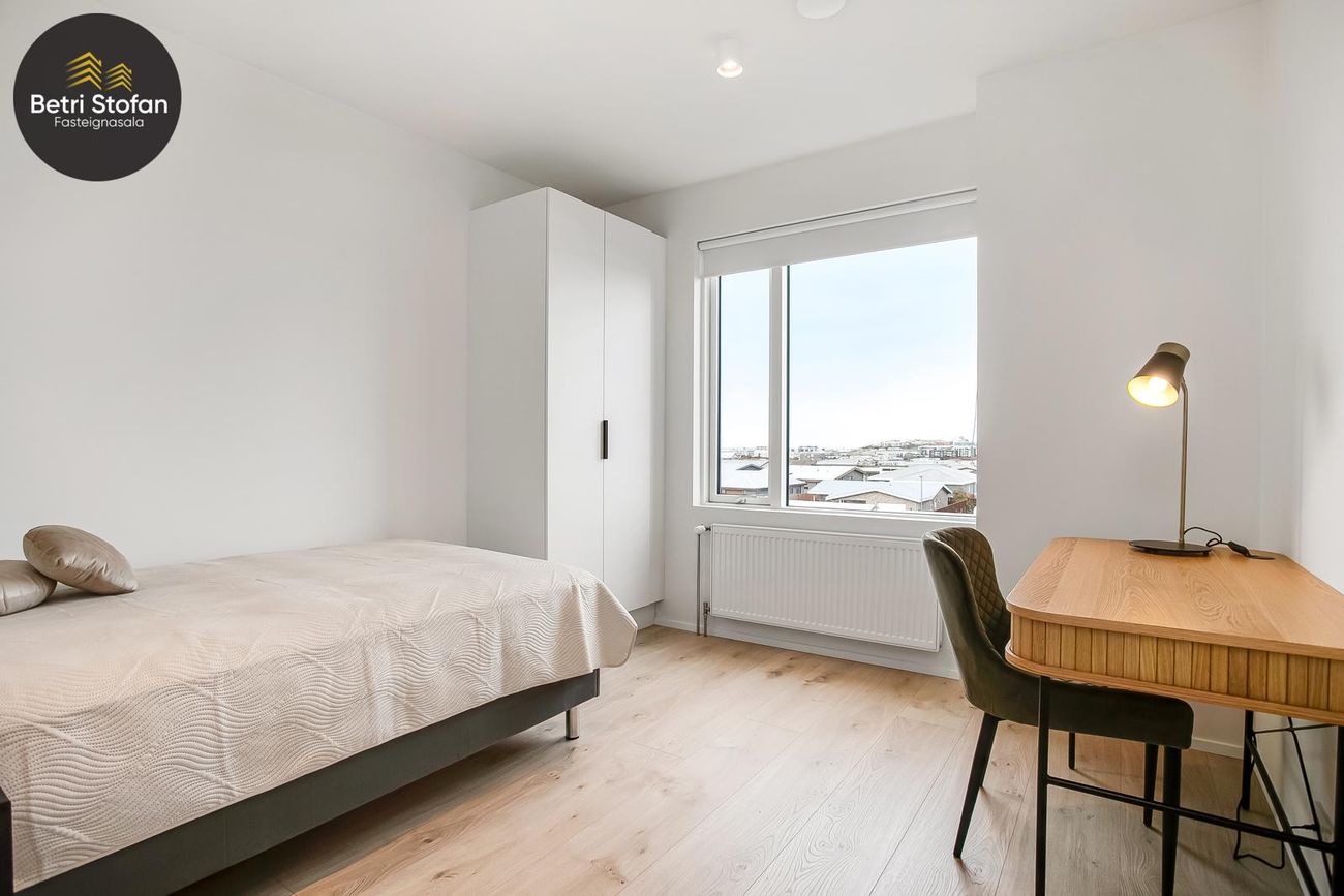 Áshamar 22 - 0205, 221 Hafnarfjörður