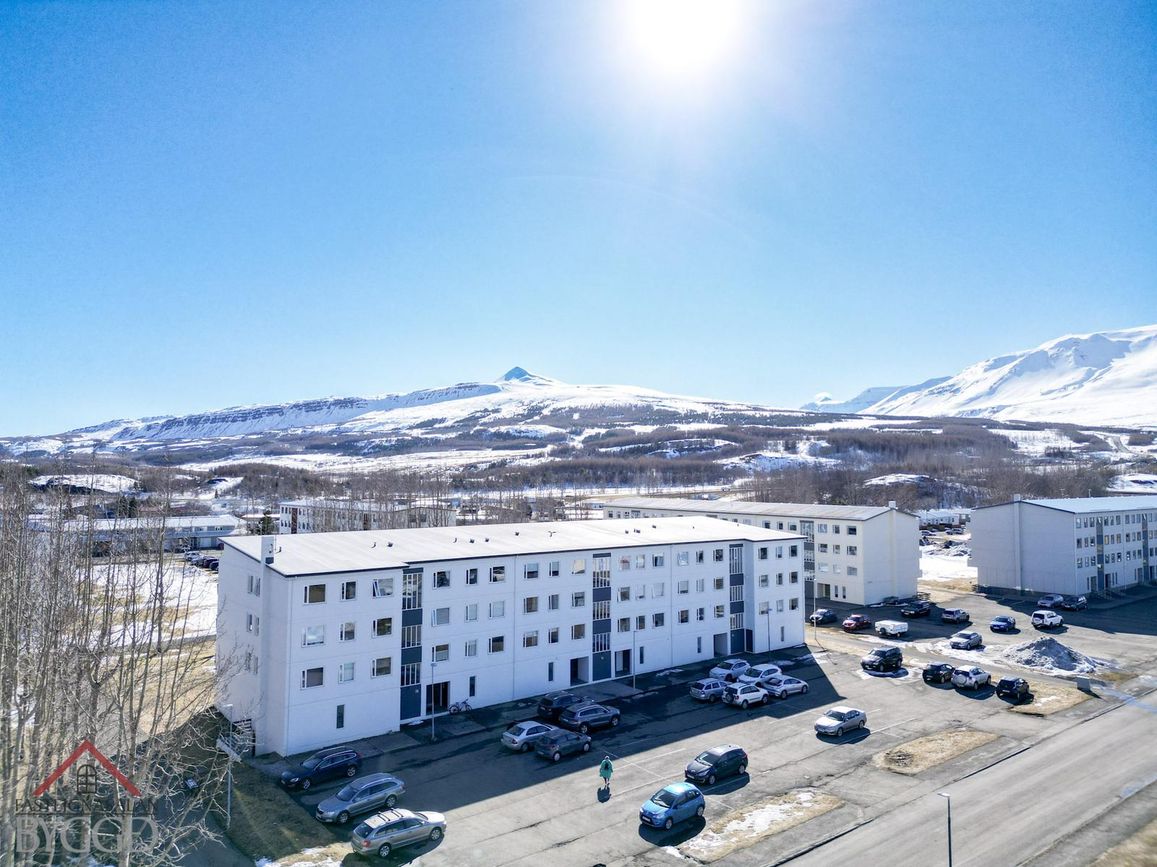 Tjarnarlundur 16, 600 Akureyri
