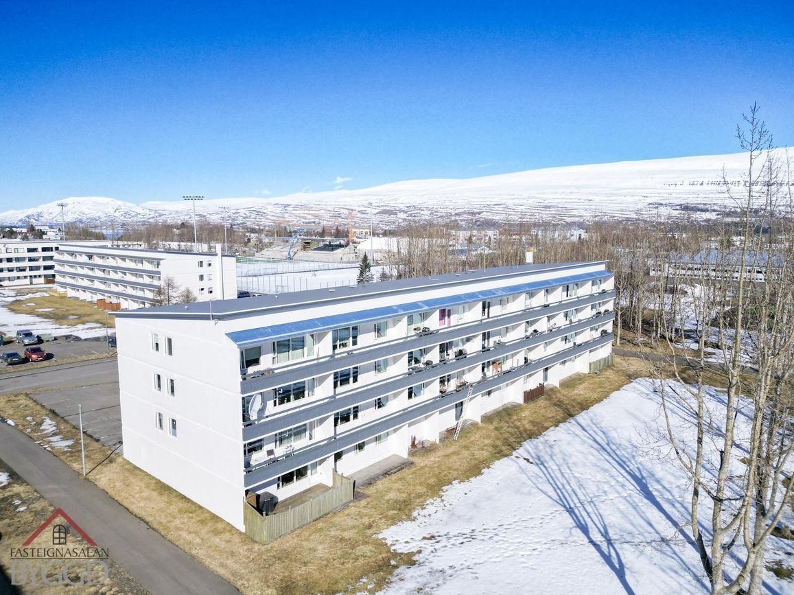 Tjarnarlundur 16, 600 Akureyri