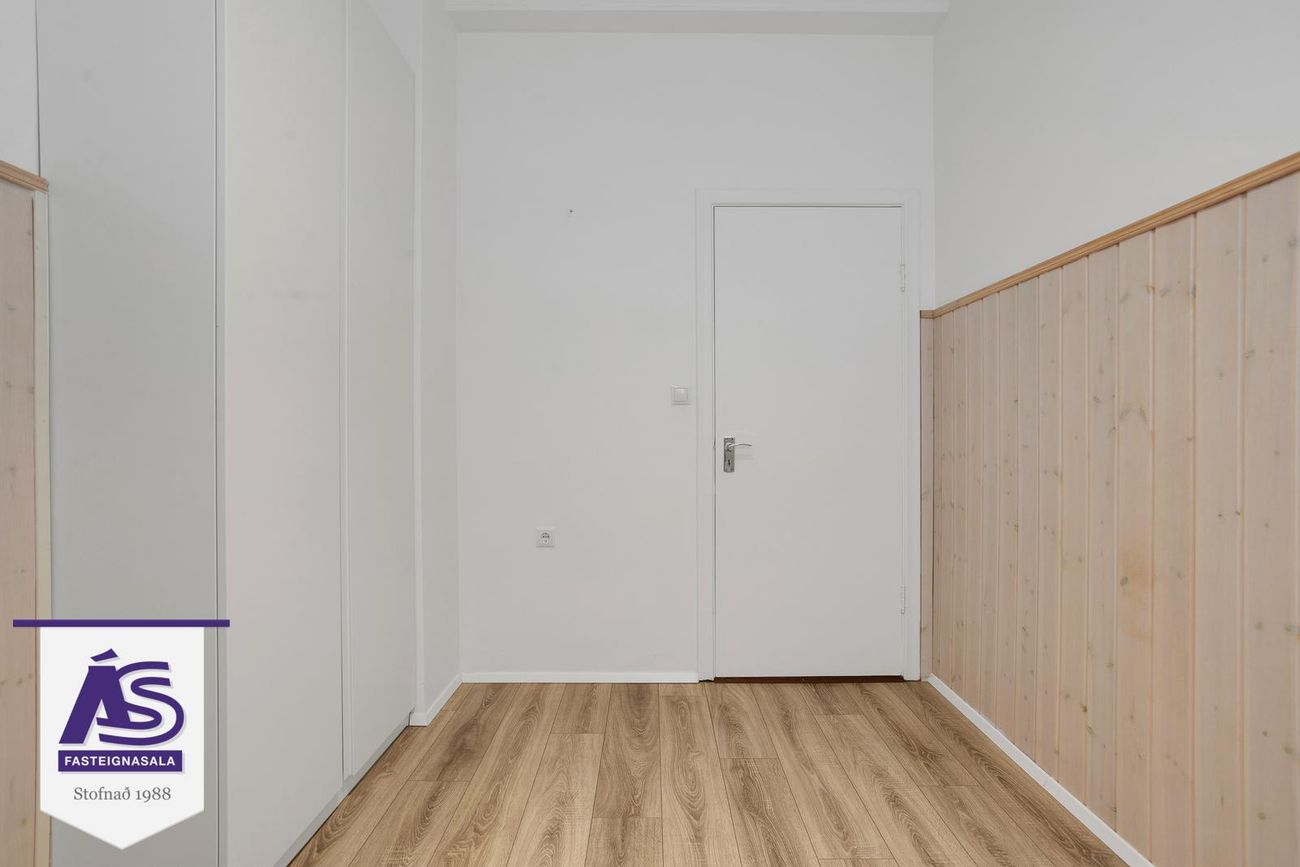 Suðurgata 36, 220 Hafnarfjörður