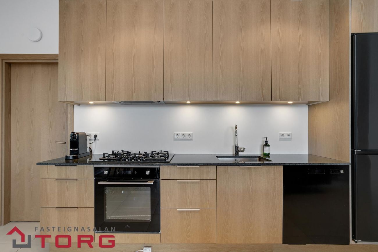 Garðatorg 2B - 0107, 210 Garðabær