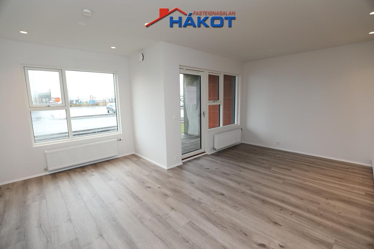 Asparskógar 18, 300 Akranes