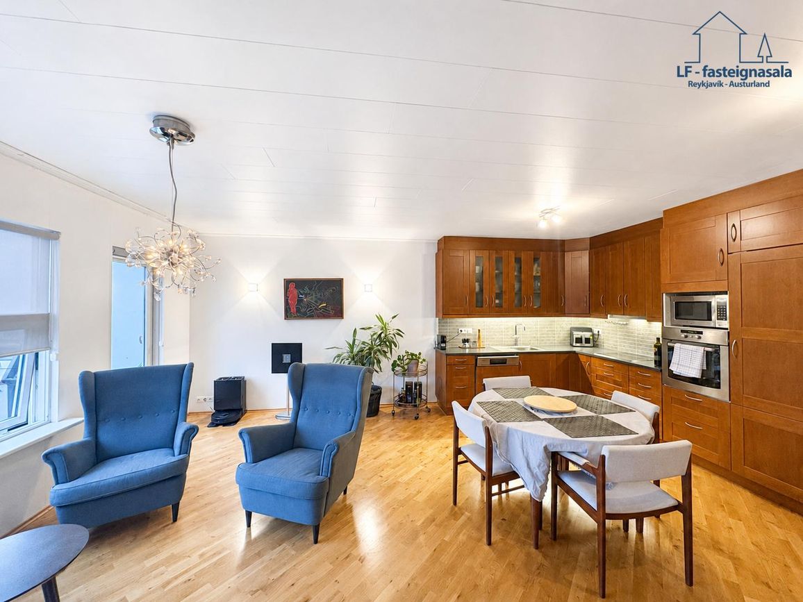 Bakkabakki 5, 740 Fjarða