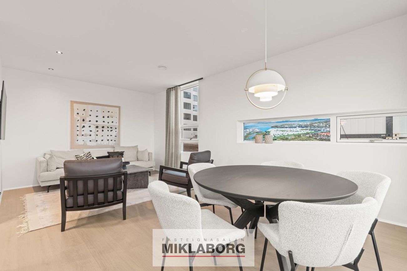 Eirhöfði 7A, 110 Reykjavík