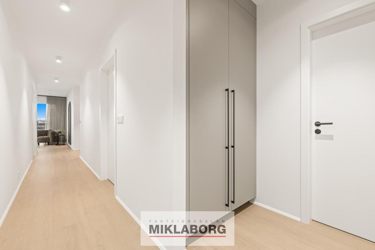 Eirhöfði 7A, 110 Reykjavík