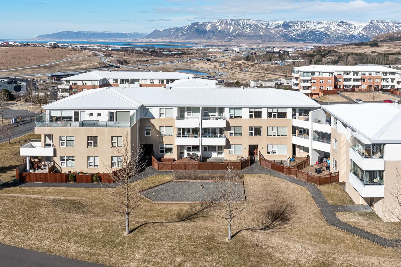 Kristnibraut 57, 113 Reykjavík