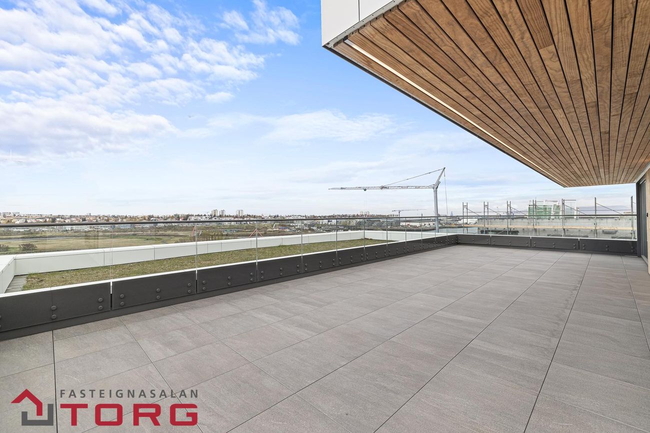 Eirhöfði 7B, 110 Reykjavík