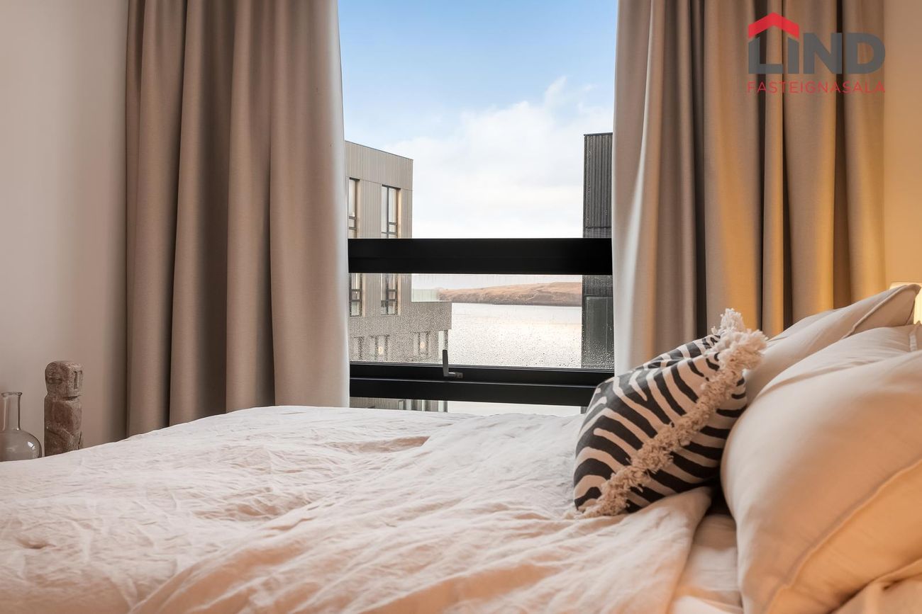 Jöfursbás 5D, 112 Reykjavík