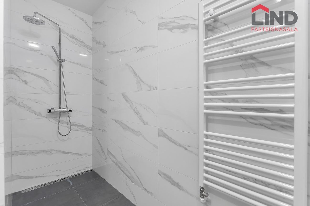 Fálkahlíð 5 - 0326, 102 Reykjavík