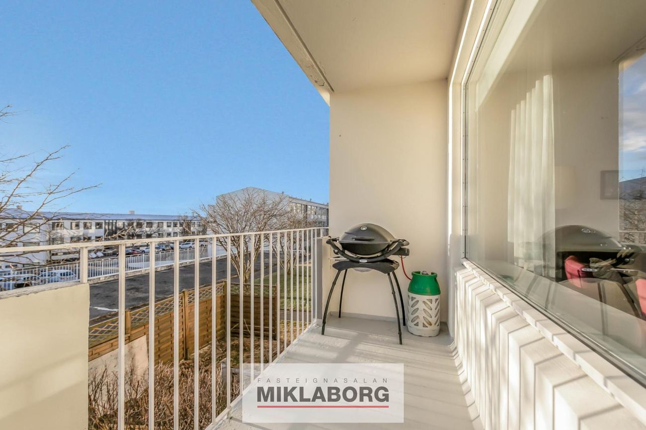 Efstaland 24, 108 Reykjavík