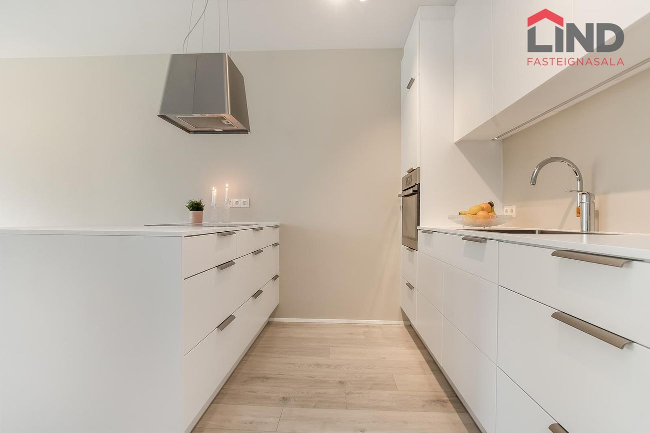 Hafnarbraut 12A, 200 Kópavogur
