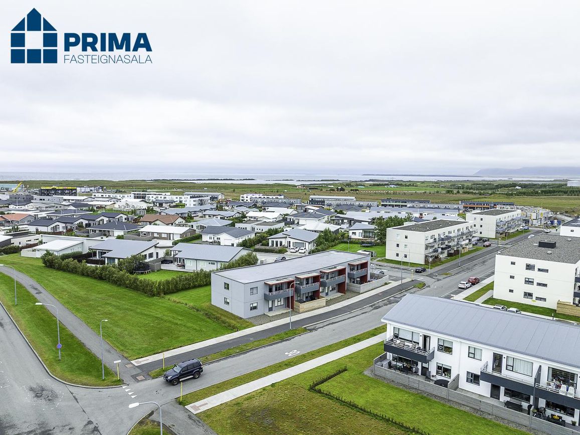 Asparskógar 24, 300 Akranes