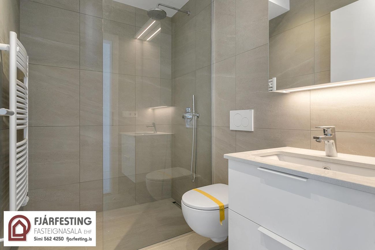 Naustavör 62 - 0210, 200 Kópavogur