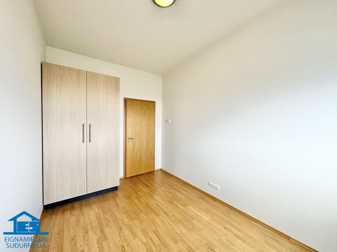 Tjarnabraut 14, 260 Reykjanesbær