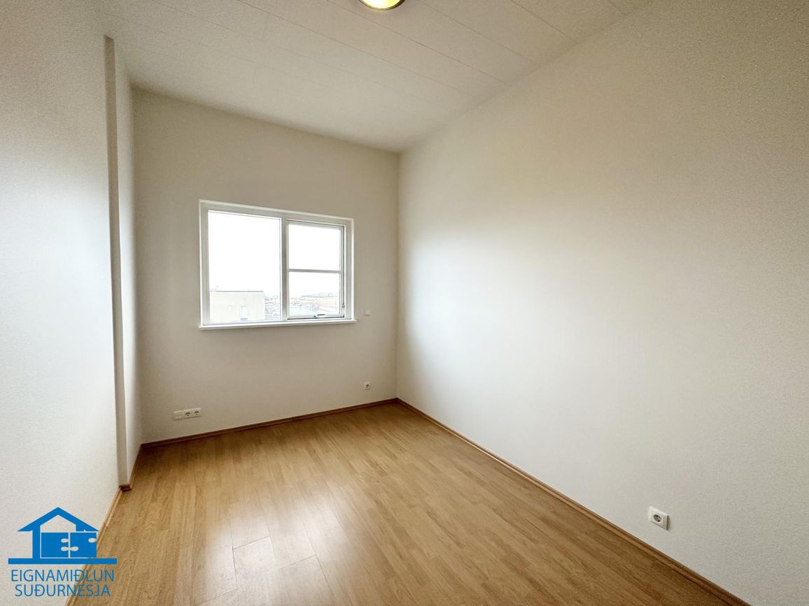 Tjarnabraut 14, 260 Reykjanesbær