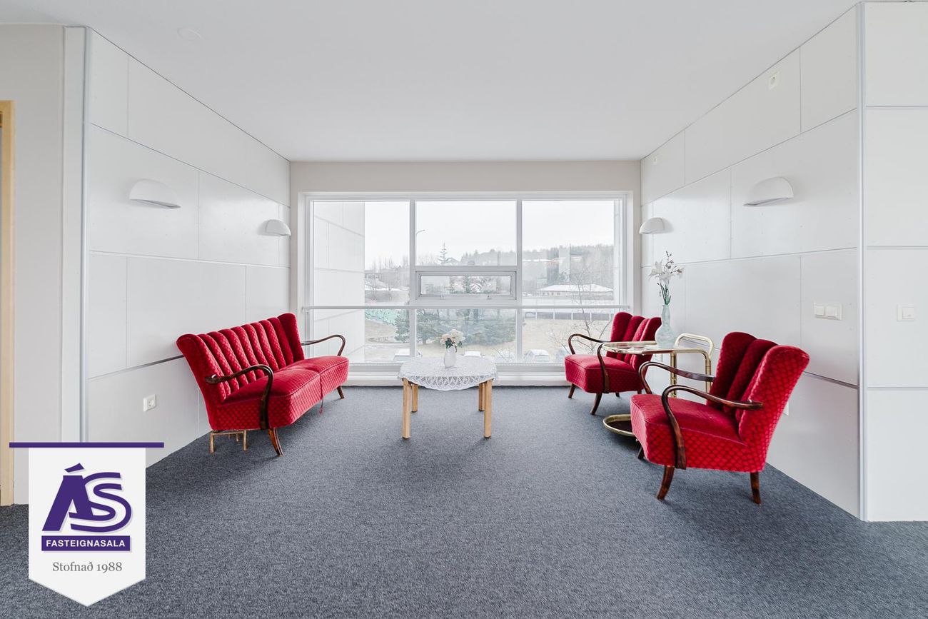 Sólvangsvegur 1, 220 Hafnarfjörður