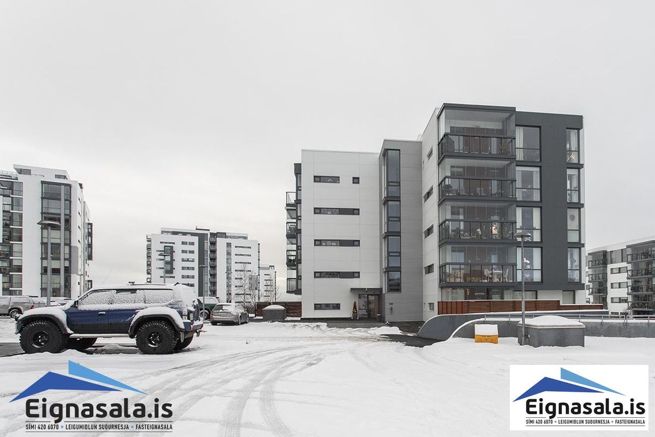 Lundur 2, 200 Kópavogur