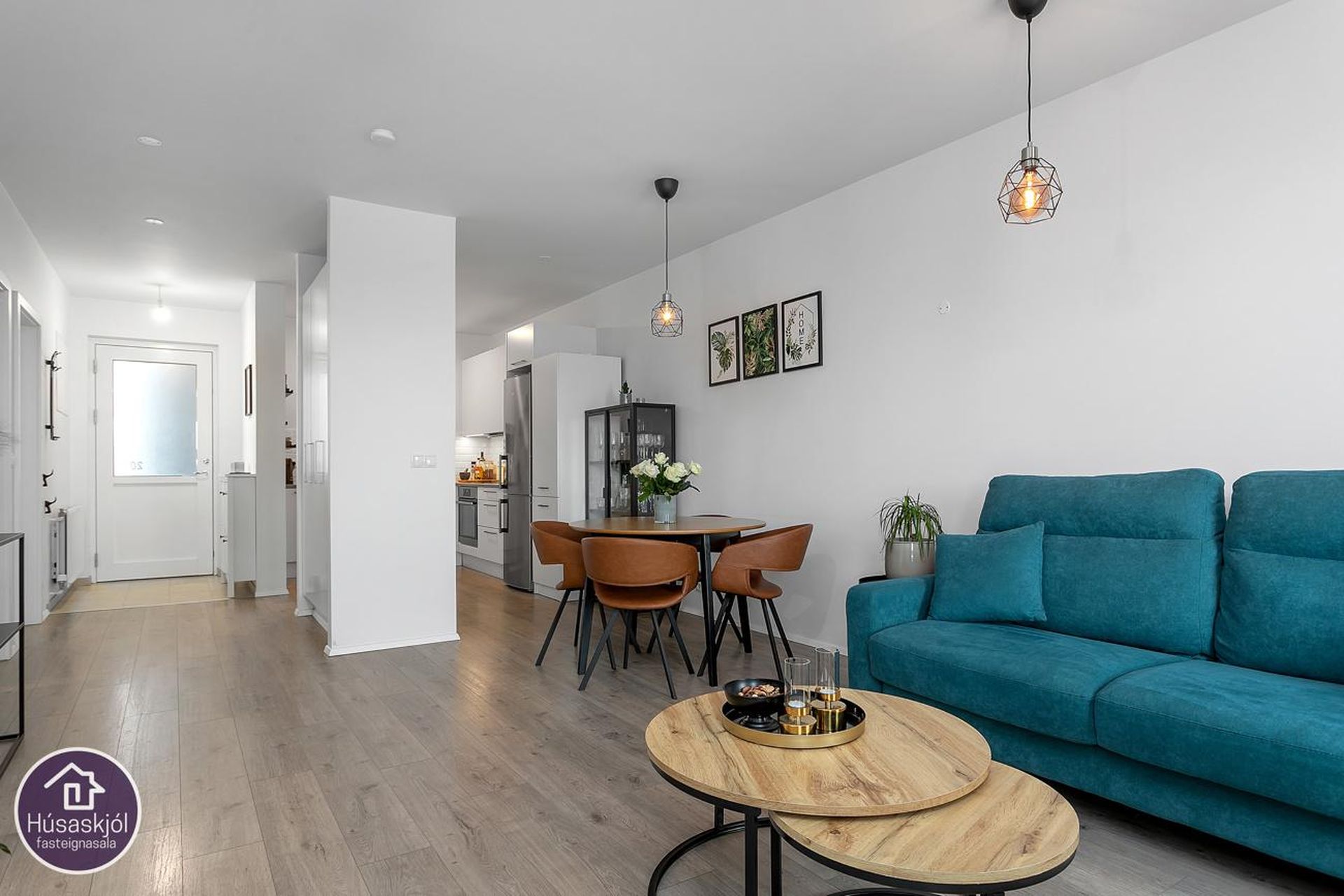 Dalsbraut 6, 260 Reykjanesbær