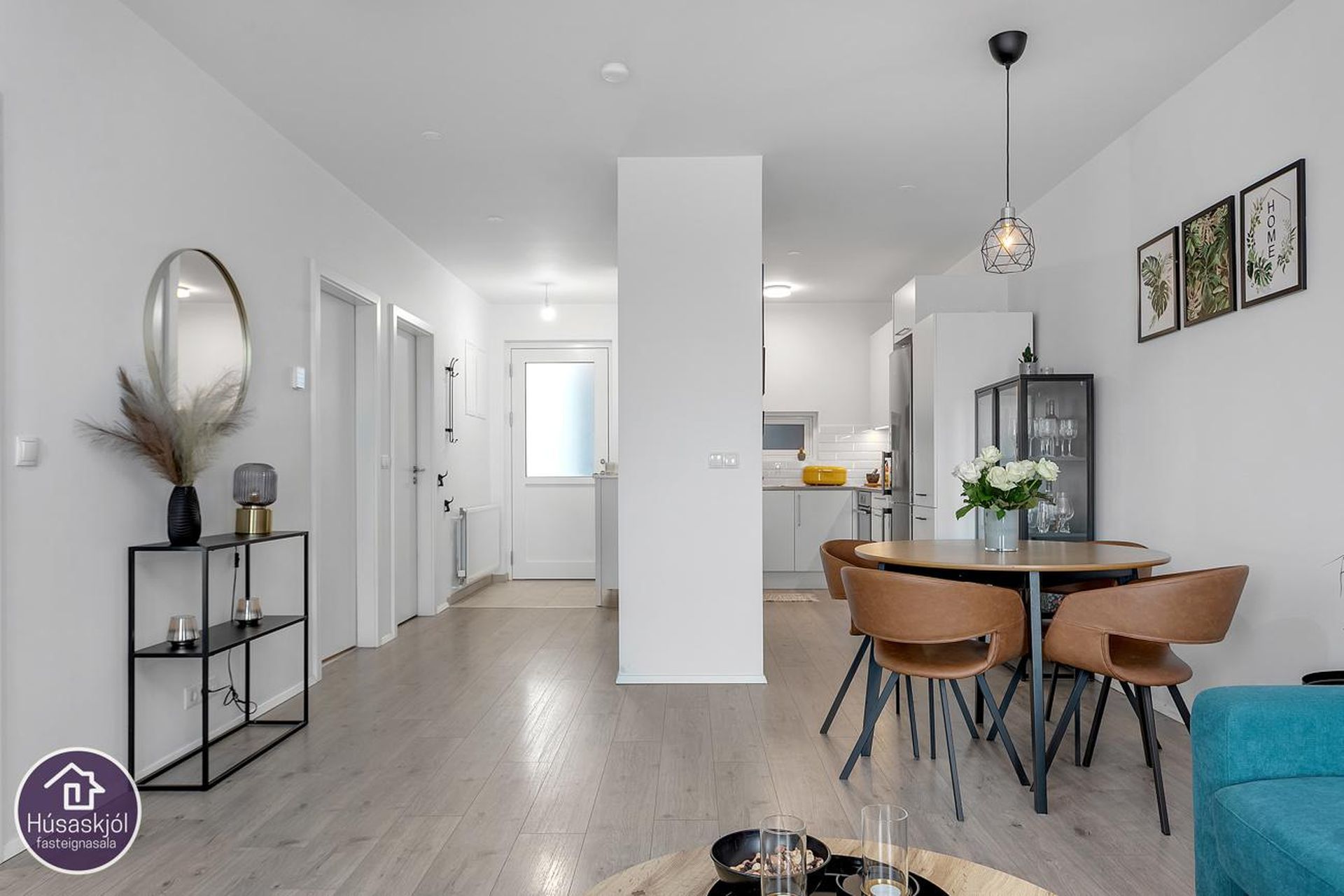 Dalsbraut 6, 260 Reykjanesbær