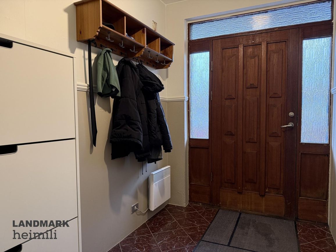 Grundargata 54 - 0101, 350 Grundafjörður
