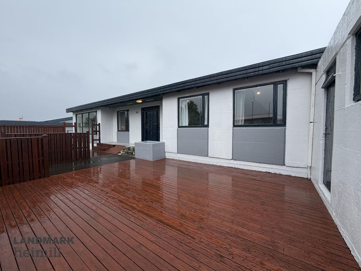 Grundargata 54 - 0101, 350 Grundafjörður