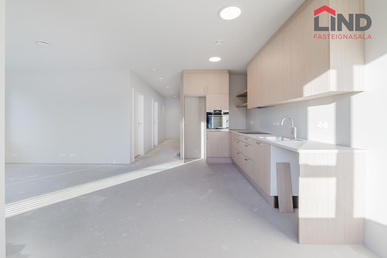 Hringhamar 33 - 0203, 221 Hafnarfjörður