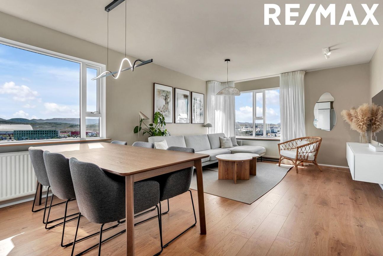 Móabarð 36, 220 Hafnarfjörður