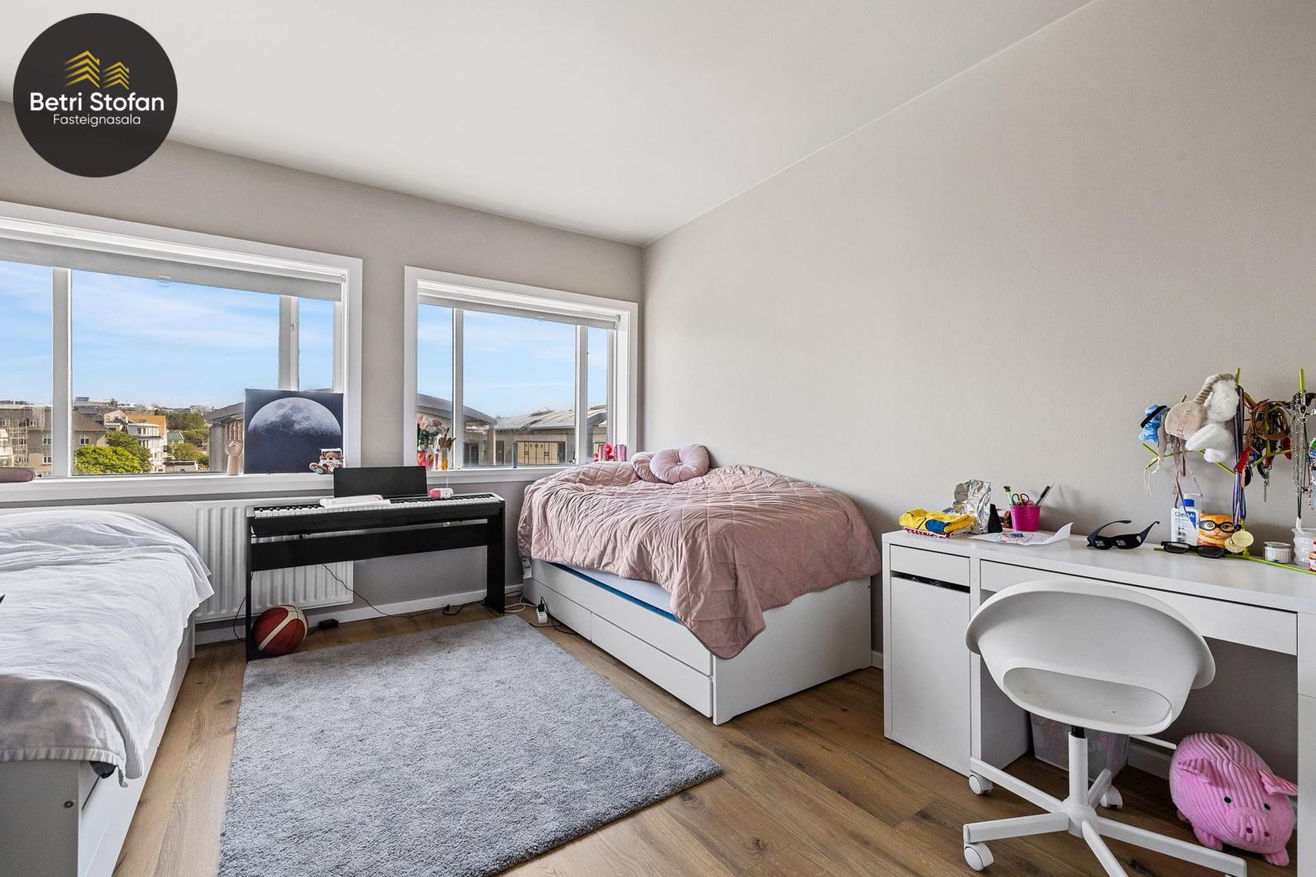 Tjarnargata 10, 101 Reykjavík