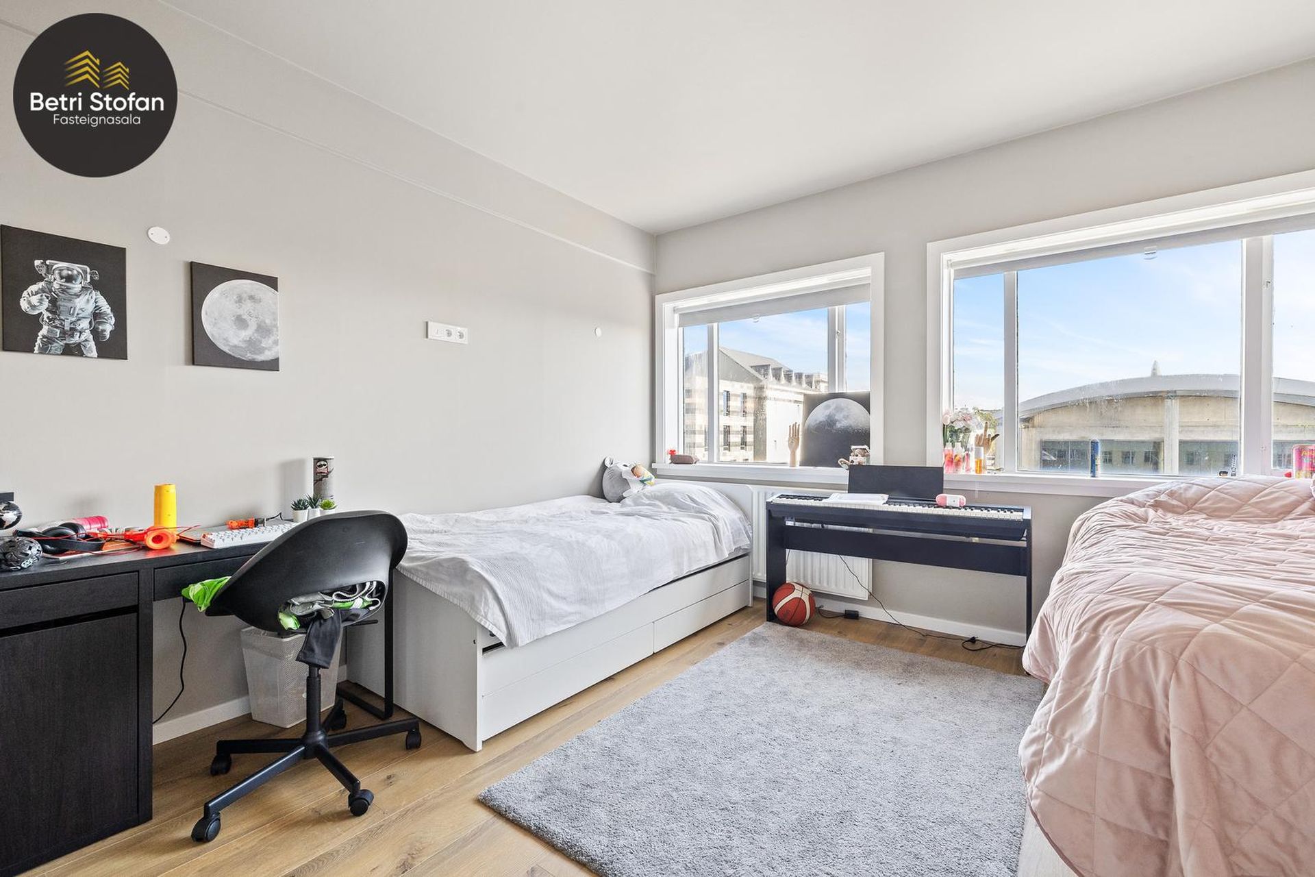 Tjarnargata 10, 101 Reykjavík
