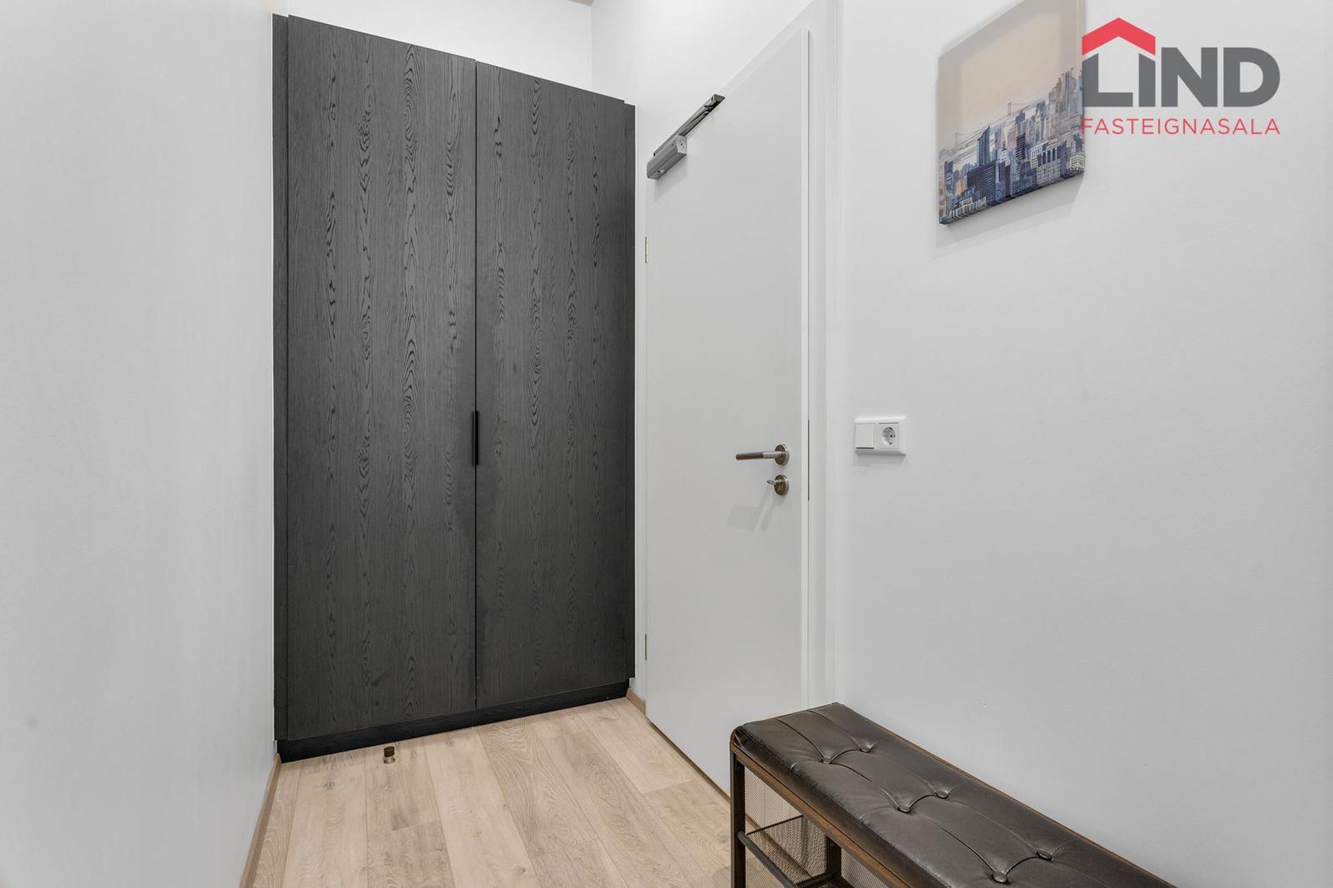 Dugguvogur 8, 104 Reykjavík