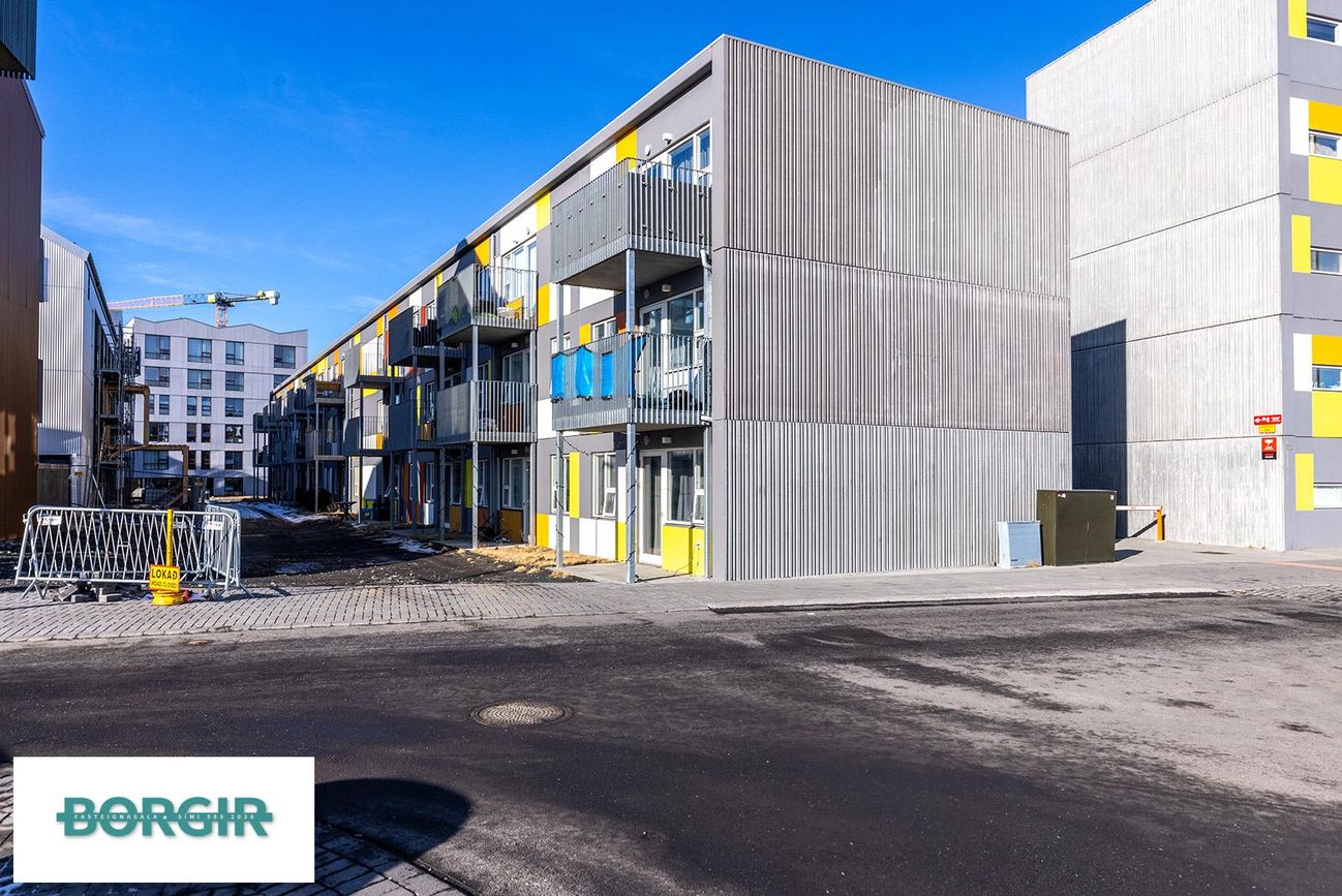 Jöfursbás 11B, 112 Reykjavík