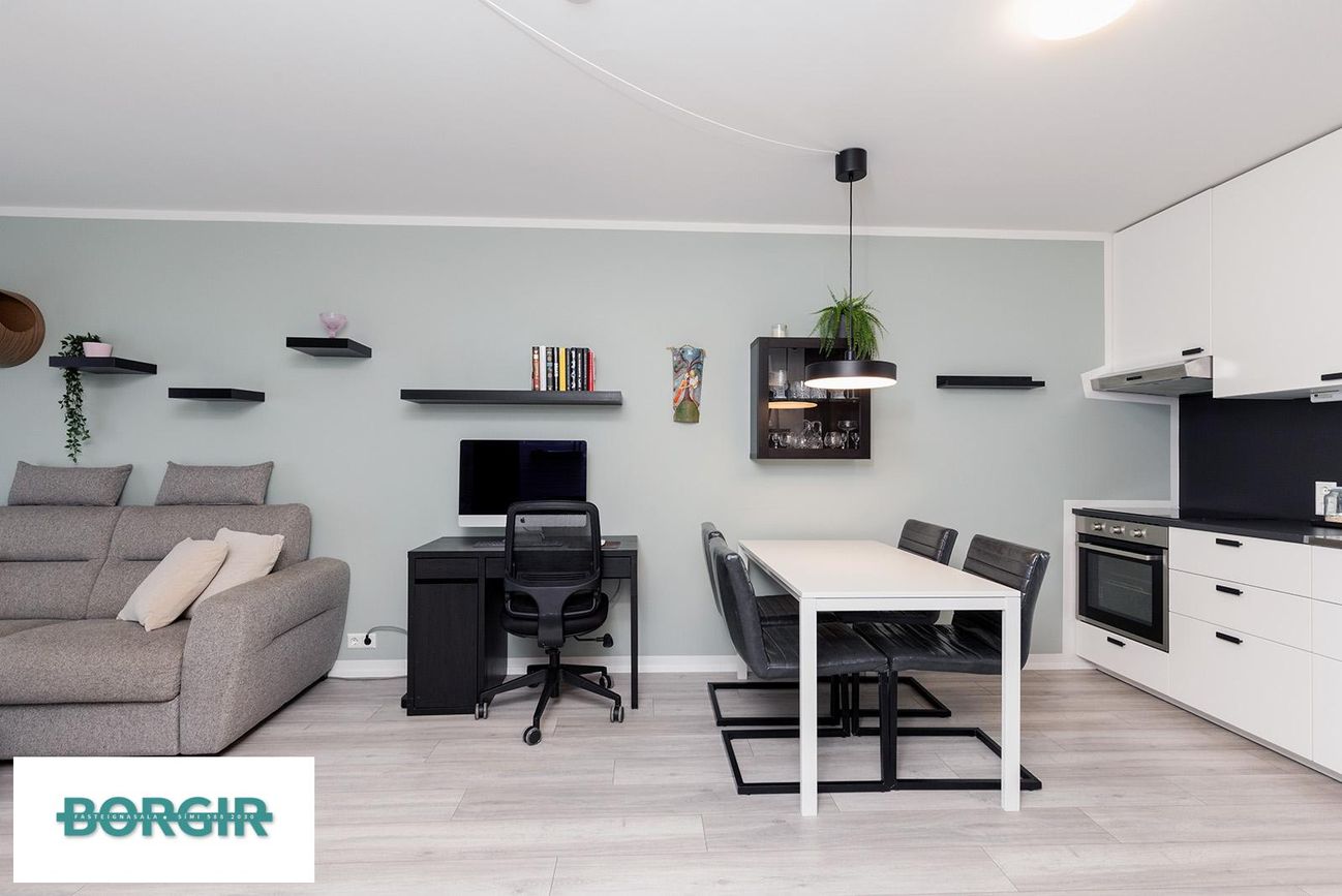 Jöfursbás 11B, 112 Reykjavík