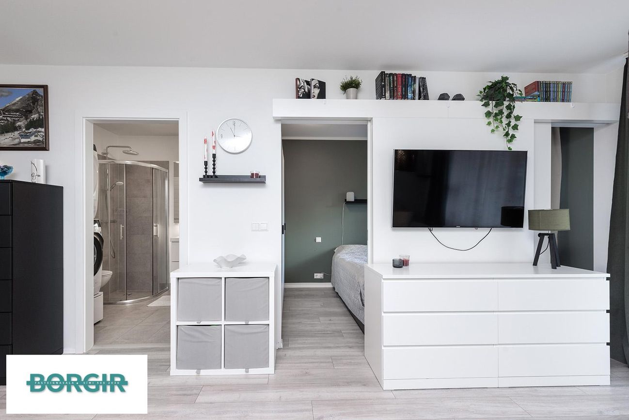 Jöfursbás 11B, 112 Reykjavík