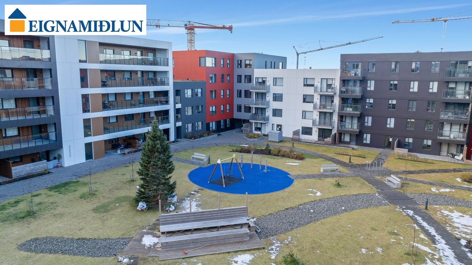 Smyrilshlíð 1, 102 Reykjavík
