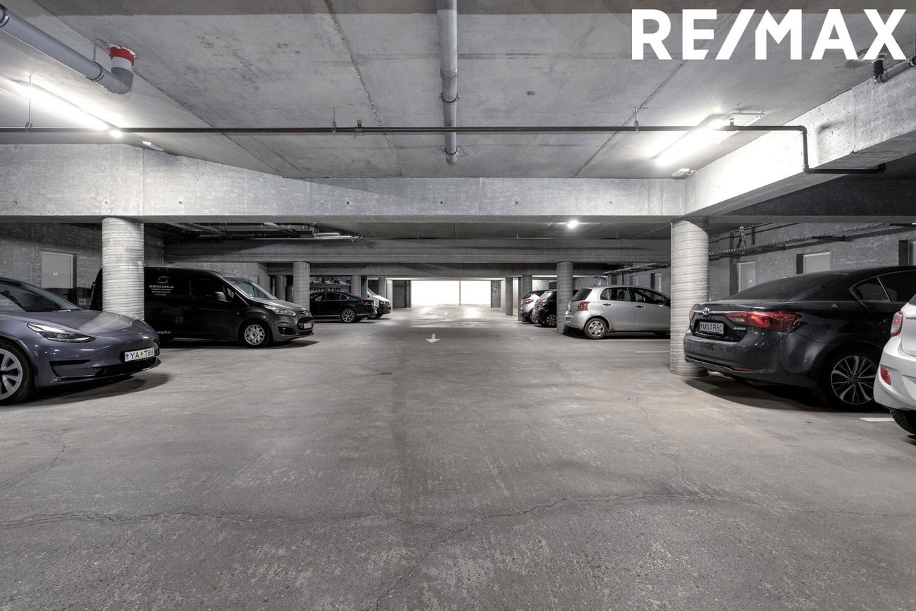 Hverfisgata 94, 101 Reykjavík