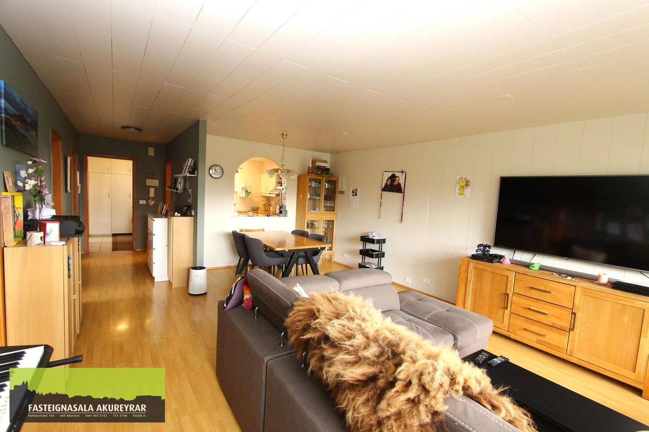 Skarðshlíð 27, 603 Akureyri