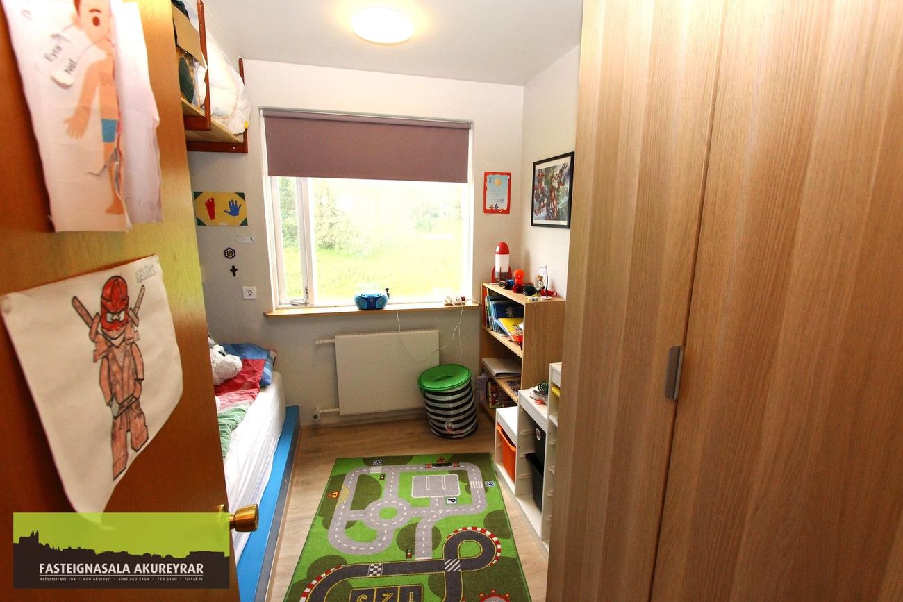 Skarðshlíð 27, 603 Akureyri