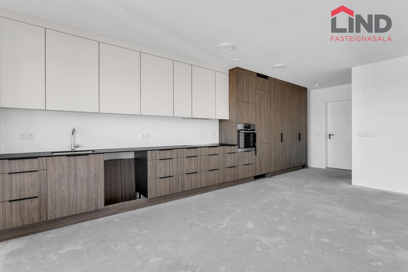 Hafnarbraut 4, 200 Kópavogur