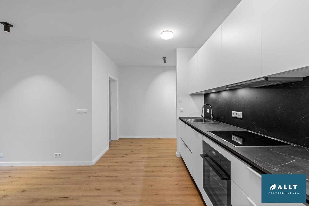 Smyrilshlíð 3, 102 Reykjavík