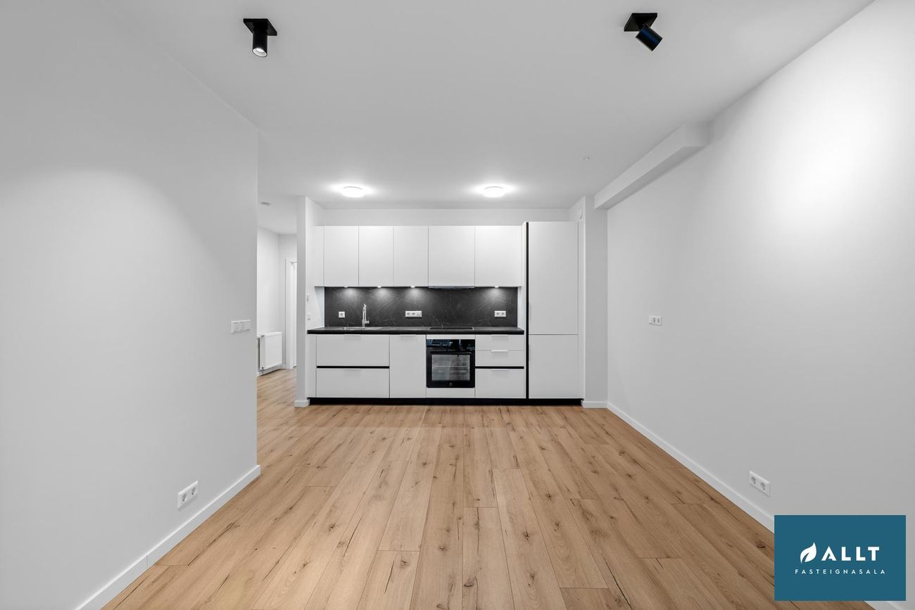 Smyrilshlíð 3, 102 Reykjavík