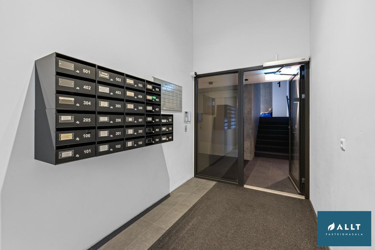 Smyrilshlíð 3, 102 Reykjavík