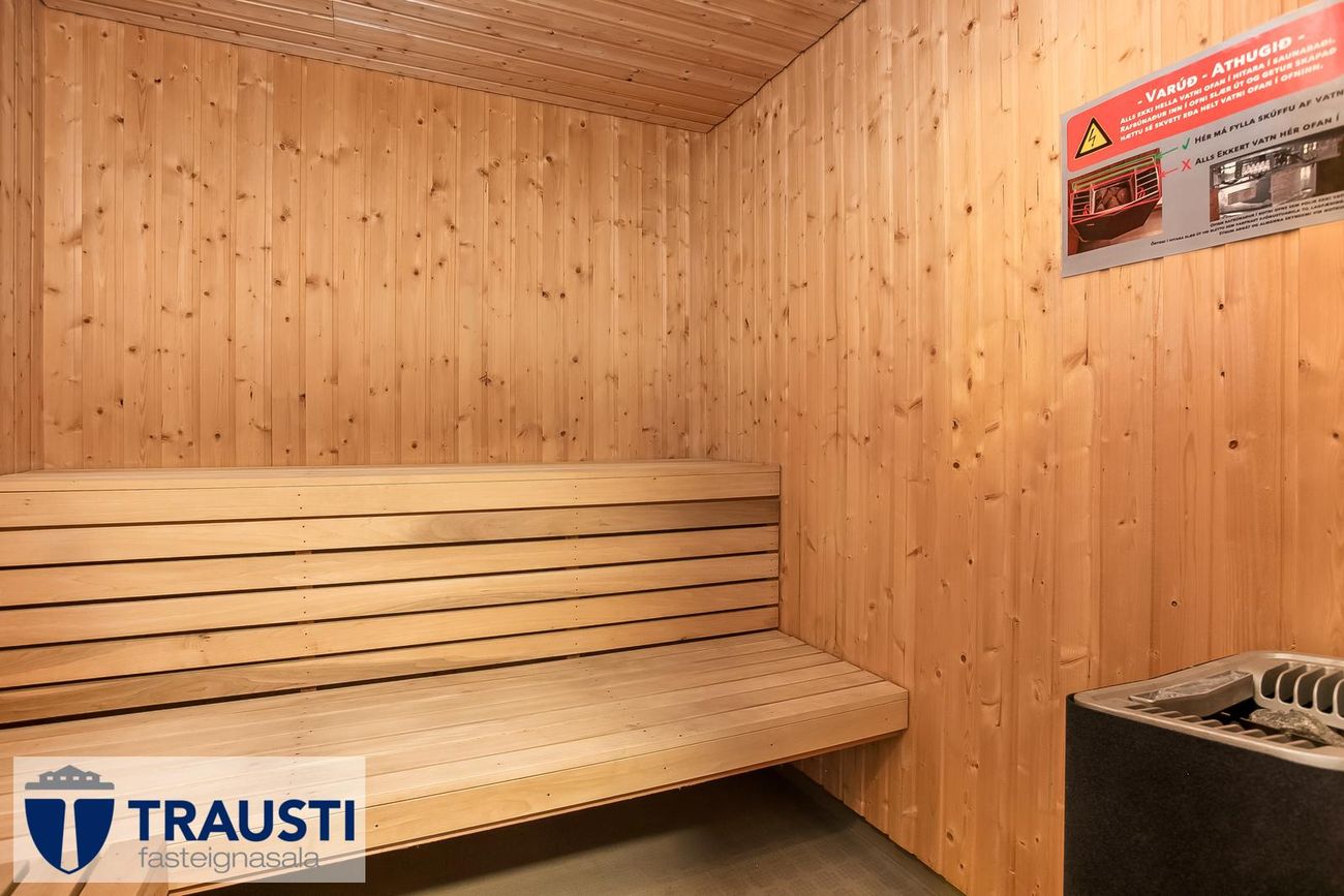 Skúlagata 40, 101 Reykjavík