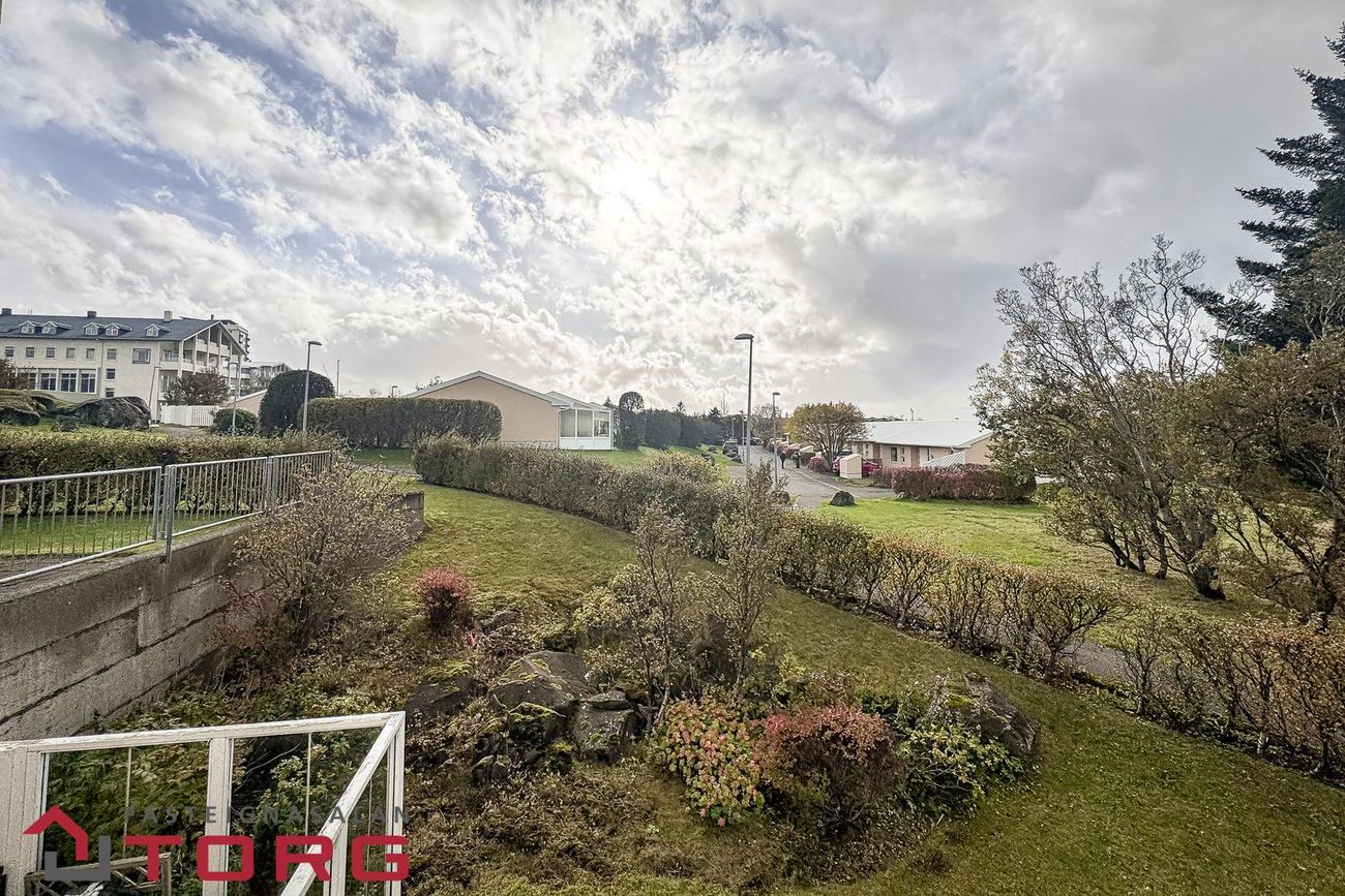 Kleppsvegur 62, 104 Reykjavík