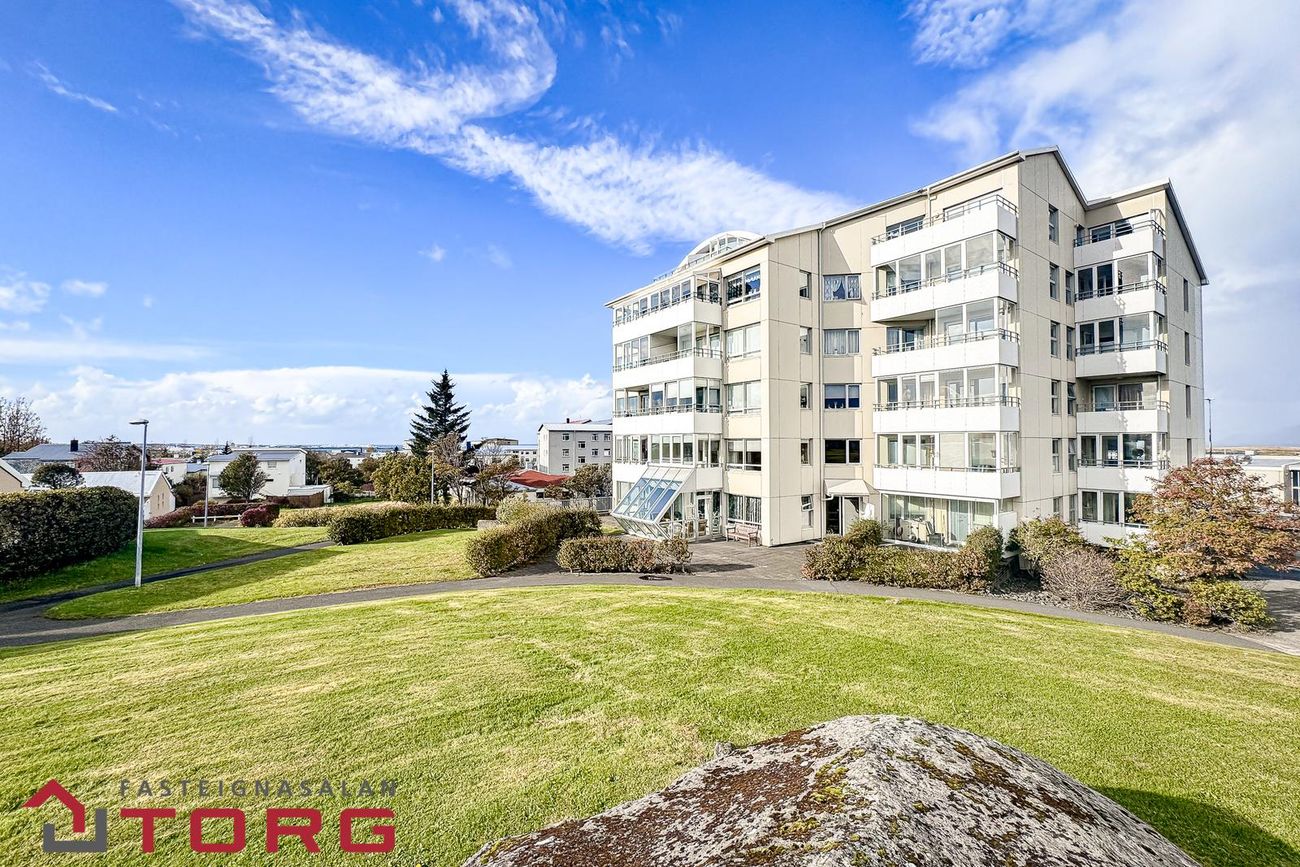 Kleppsvegur 62, 104 Reykjavík