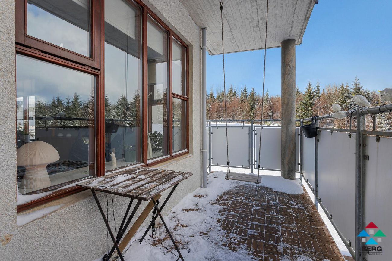 Tröllateigur 49, 270 Mosfellsbær