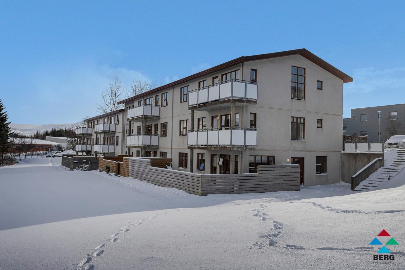 Tröllateigur 49, 270 Mosfellsbær